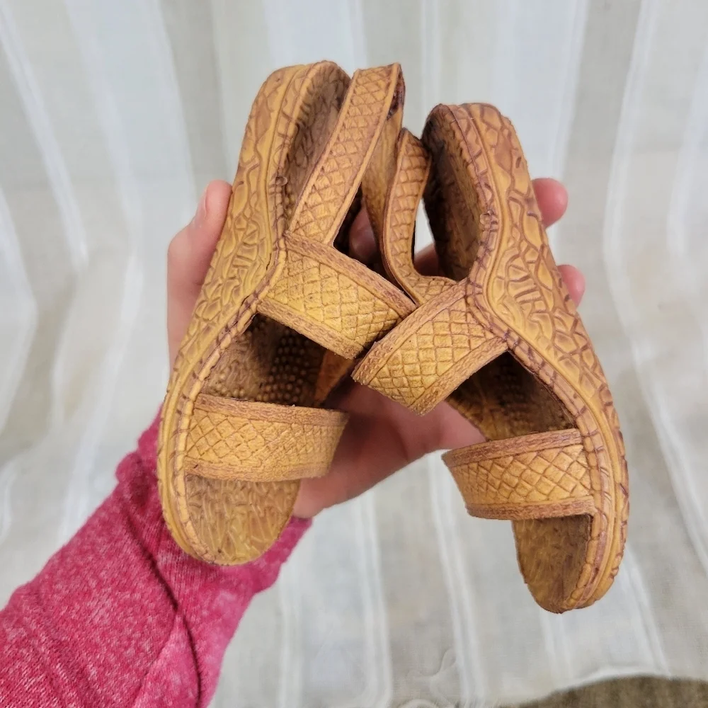 Hawaiian J Slips Sandals Rubber Tan‎ Size Toddler 4/5